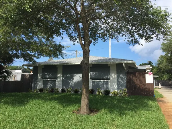 $1,450 | 520 70th Street North, St. Petersburg, FL 33710