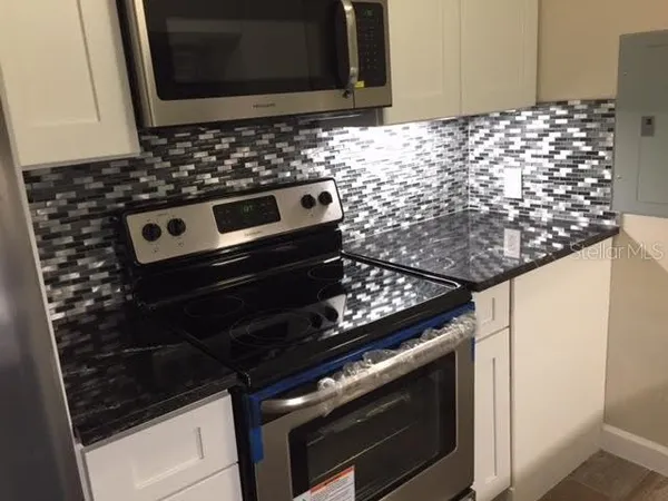 $1,450 | 520 70th Street North, St. Petersburg, FL 33710