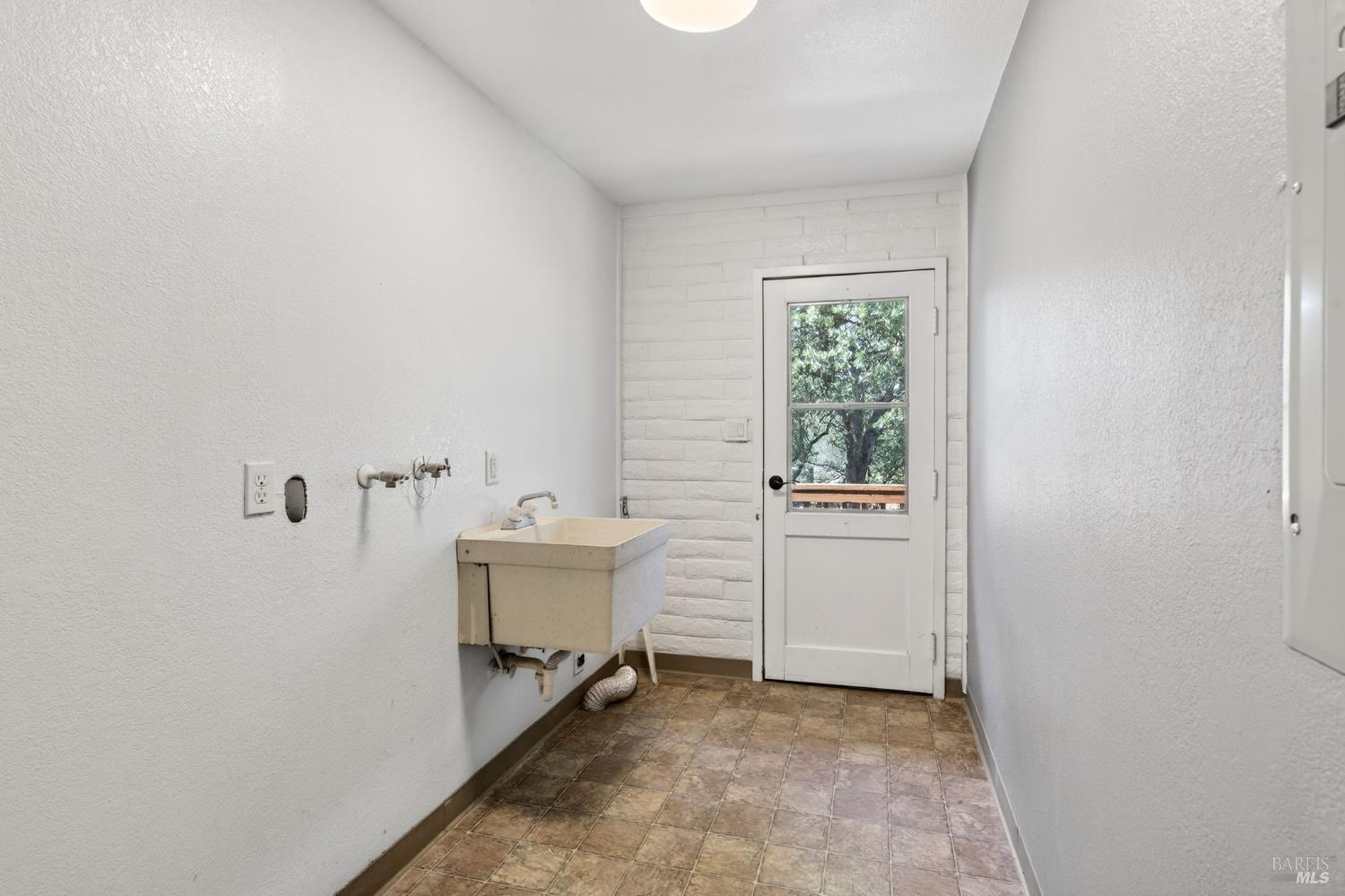 19680 Powder Horn Road Hidden Valley Lake, CA 95467 - Photo 13 of 28