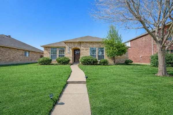 $250,000 | 1313 Illinois Avenue, Lancaster, TX 75134