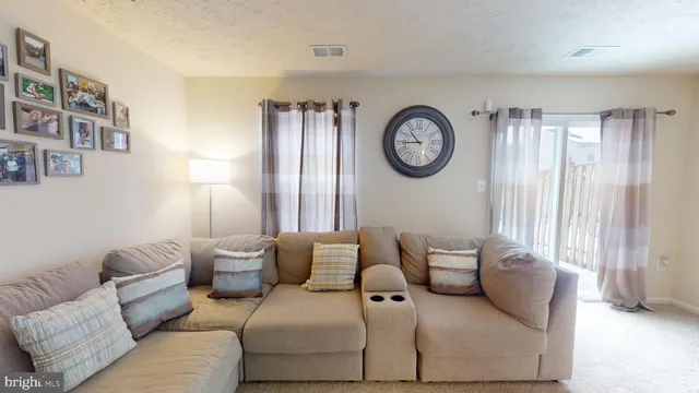 $315,000 | 15 Oakside Lane, Indian Head, MD 20640