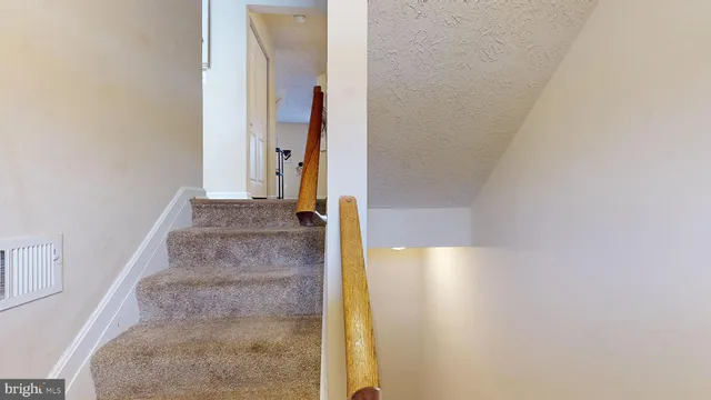 $315,000 | 15 Oakside Lane, Indian Head, MD 20640