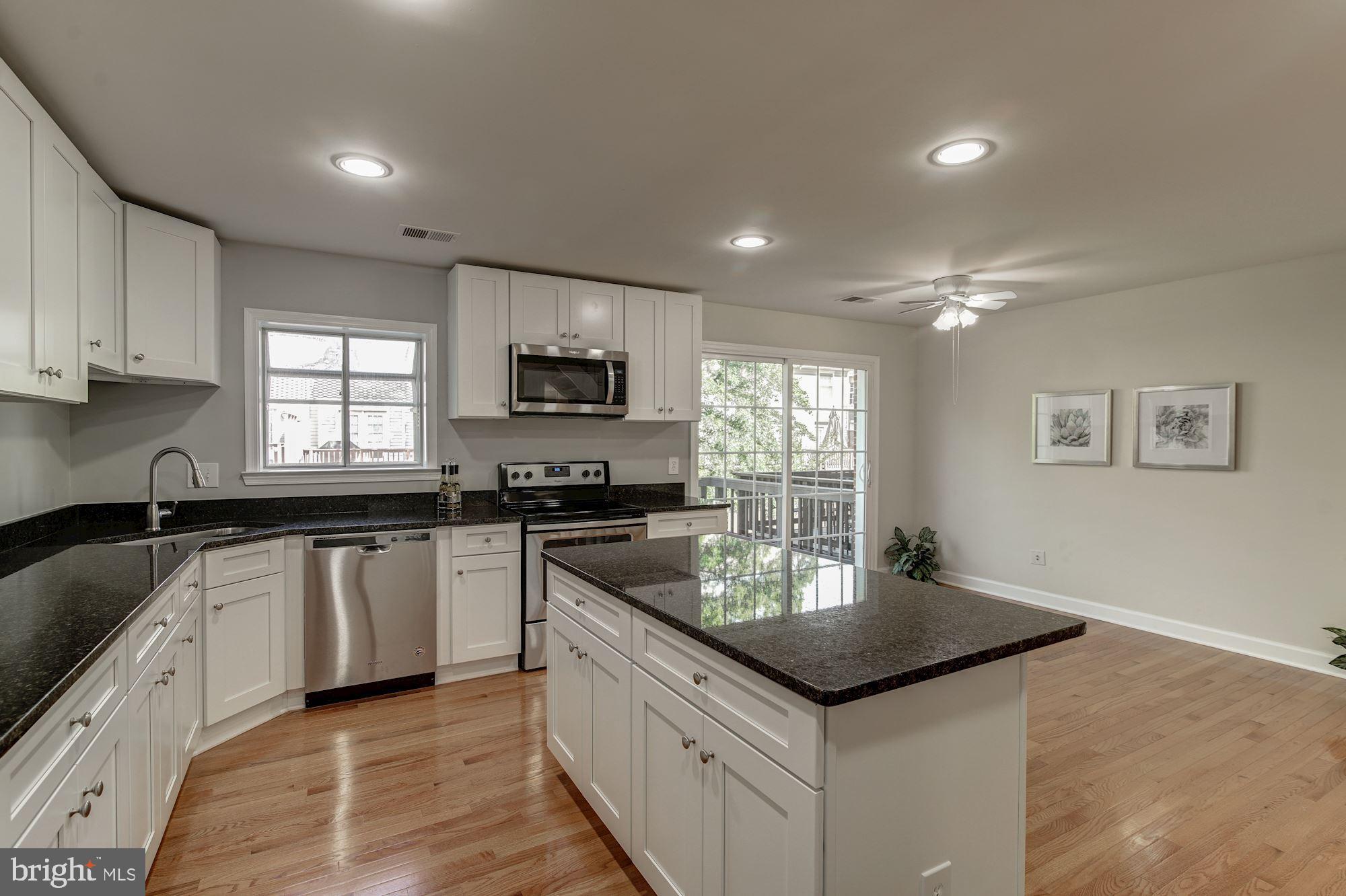 3968 Valley Ridge Drive Fairfax, VA 22033 - Photo 11 of 41 Kitchen 2