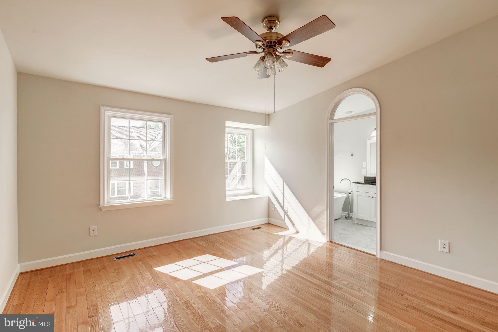 3968 Valley Ridge Drive Fairfax, VA 22033 - Photo 21 of 41 Master Bedroom 1