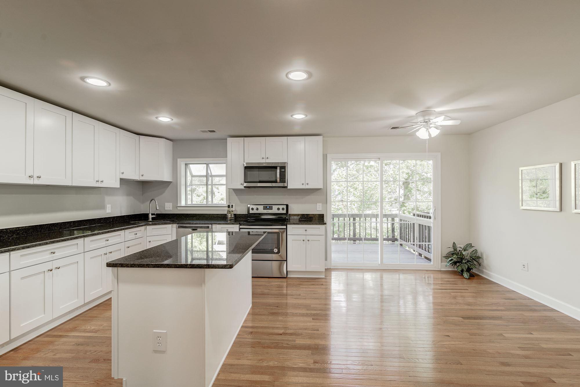 3968 Valley Ridge Drive Fairfax, VA 22033 - Photo 10 of 41 Kitchen 1