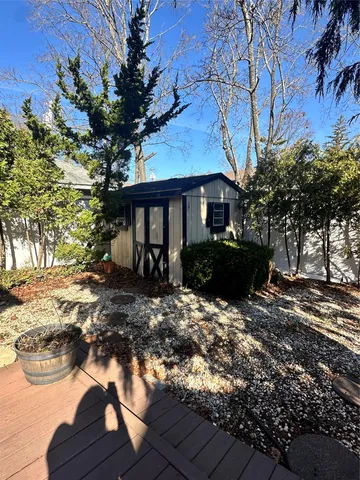 $825,000 | 122 Finucane Place, Woodmere, NY 11598