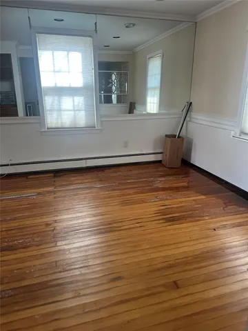 $825,000 | 122 Finucane Place, Woodmere, NY 11598