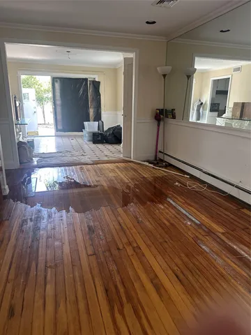 $825,000 | 122 Finucane Place, Woodmere, NY 11598