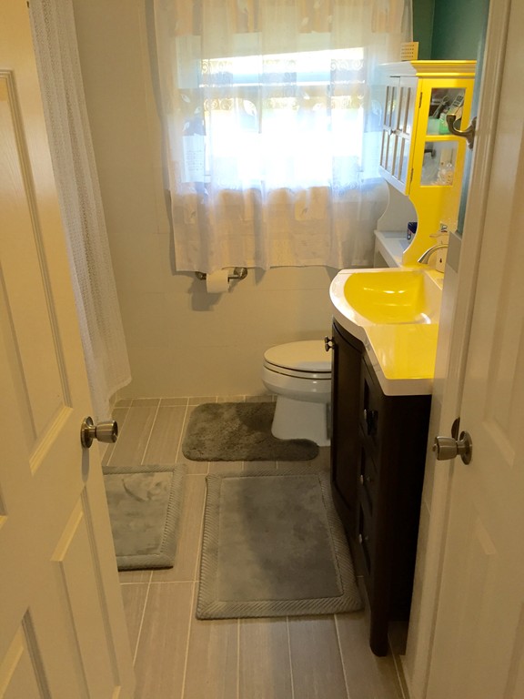 36 North Belgian Road Danvers, MA 01923 - Photo 4 of 20 Gallery Image 4