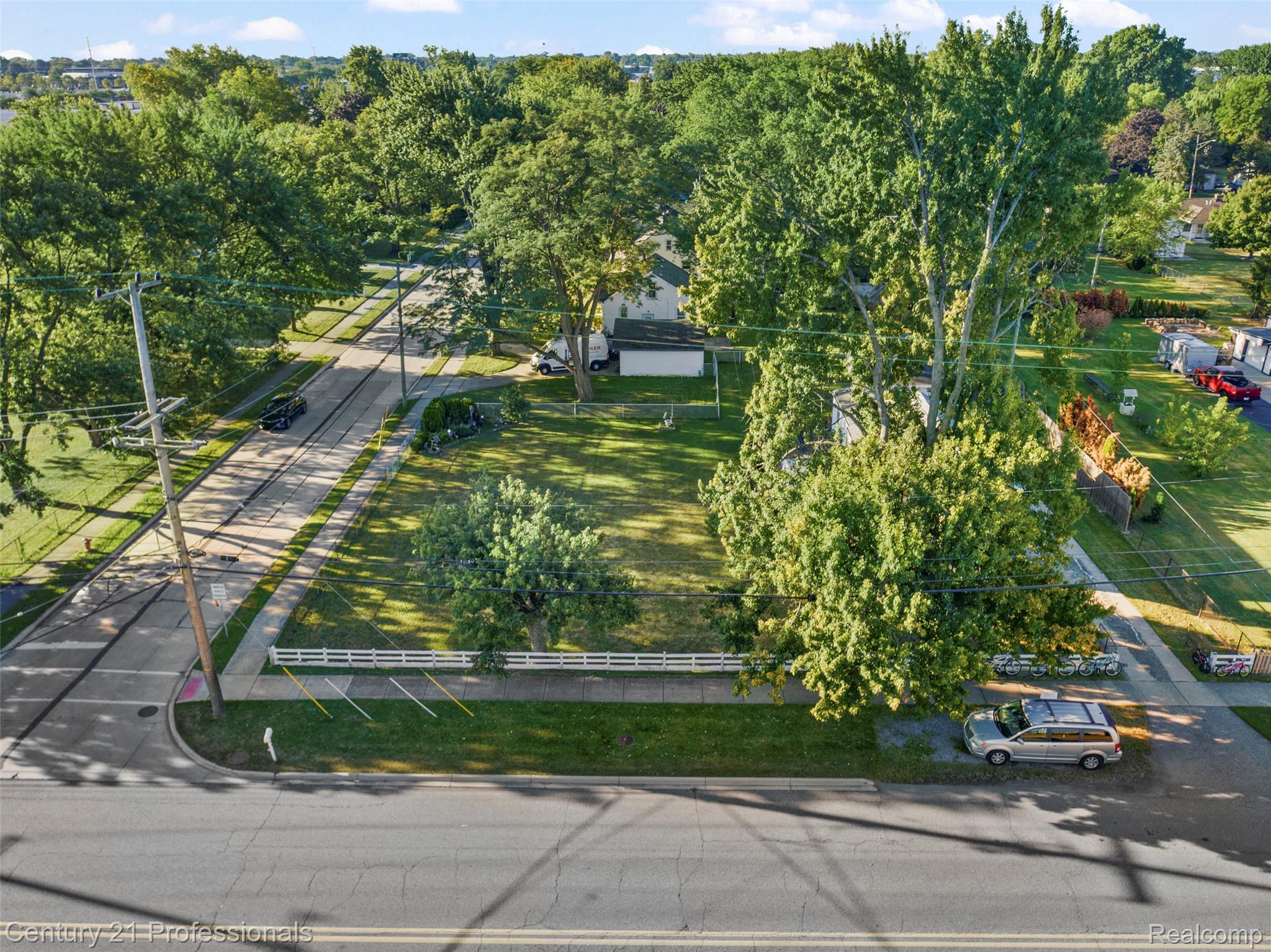 12178 Stephens Road Warren, MI 48089 - Photo 9 of 34 Aerial view