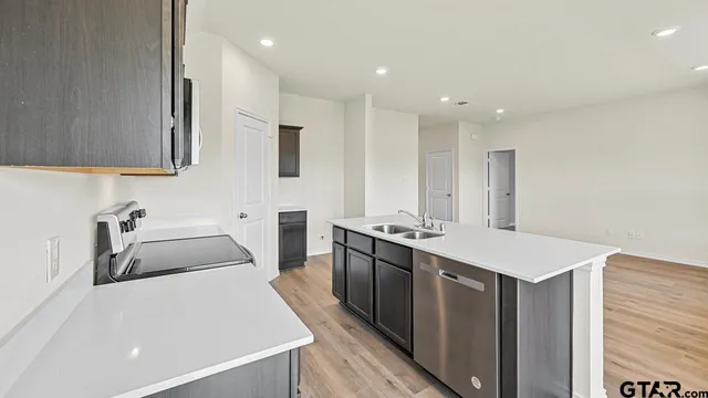 $269,890 | 490 Burnett Trail, Canton, TX 75103