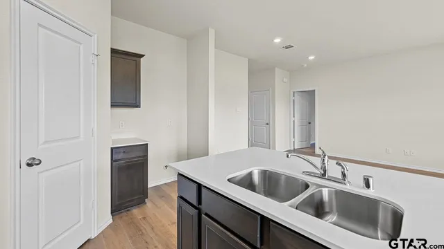 $269,890 | 490 Burnett Trail, Canton, TX 75103