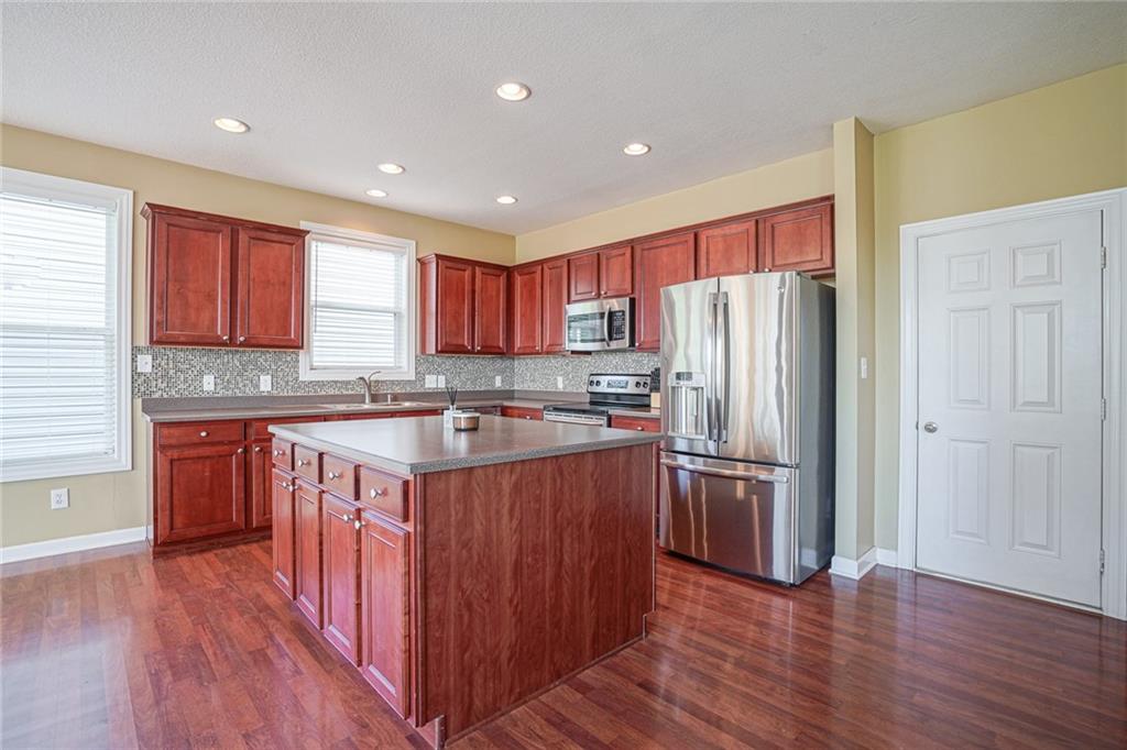 11153 Schoolhouse Road Fishers, IN 46037 - Photo 13 of 59 Gallery Image 13