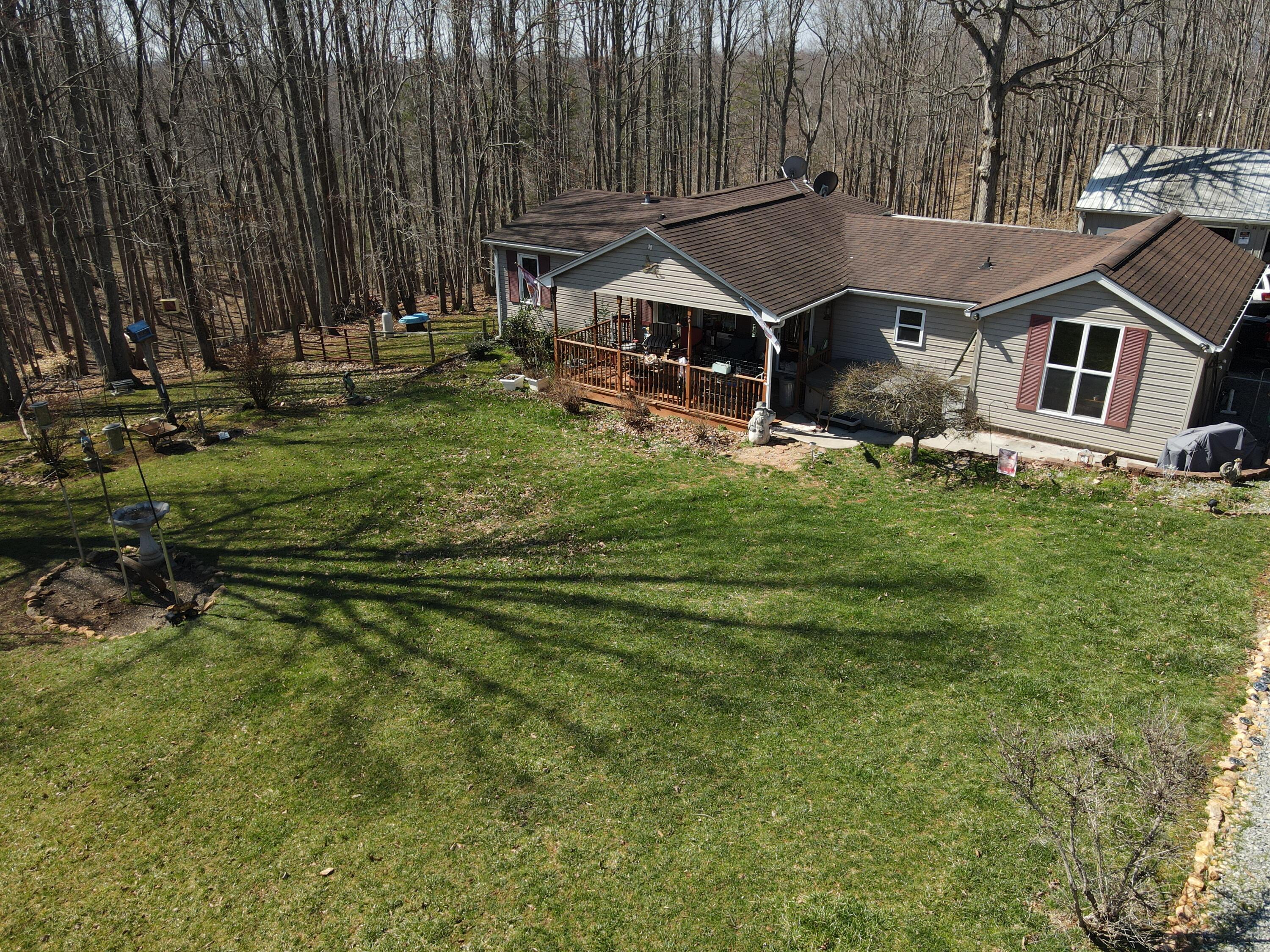 4061 Horseshoe Bend Road Goodview, VA 24095 - Photo 3 of 11 3
