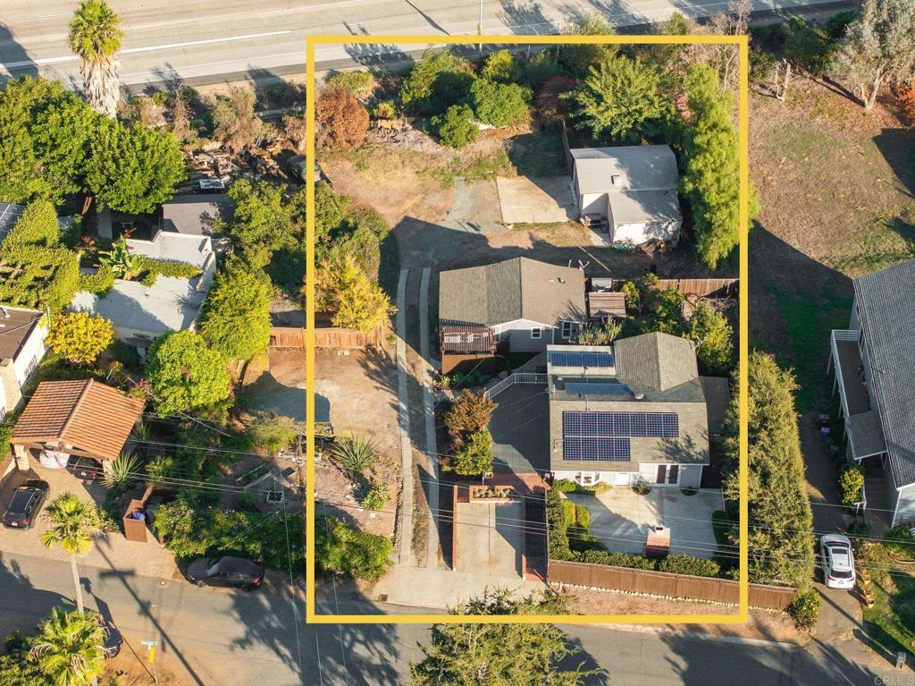 697 Ocean View Avenue Encinitas, CA 92024 - Photo 2 of 41