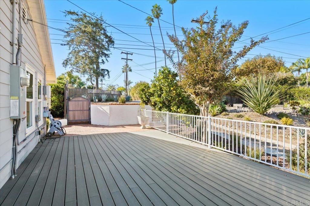 697 Ocean View Avenue Encinitas, CA 92024 - Photo 22 of 41 a view of a roof deck