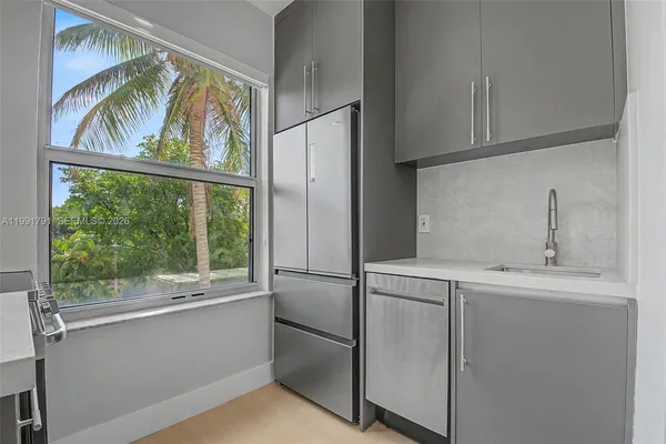 $2,600 | 694 Northeast 76th Street, Unit 6, Miami, FL 33138