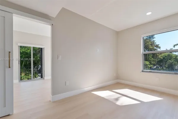 $2,600 | 694 Northeast 76th Street, Unit 6, Miami, FL 33138