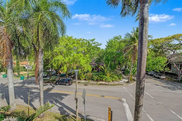 $2,600 | 694 Northeast 76th Street, Unit 6, Miami, FL 33138