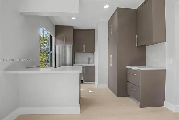 $2,600 | 694 Northeast 76th Street, Unit 6, Miami, FL 33138