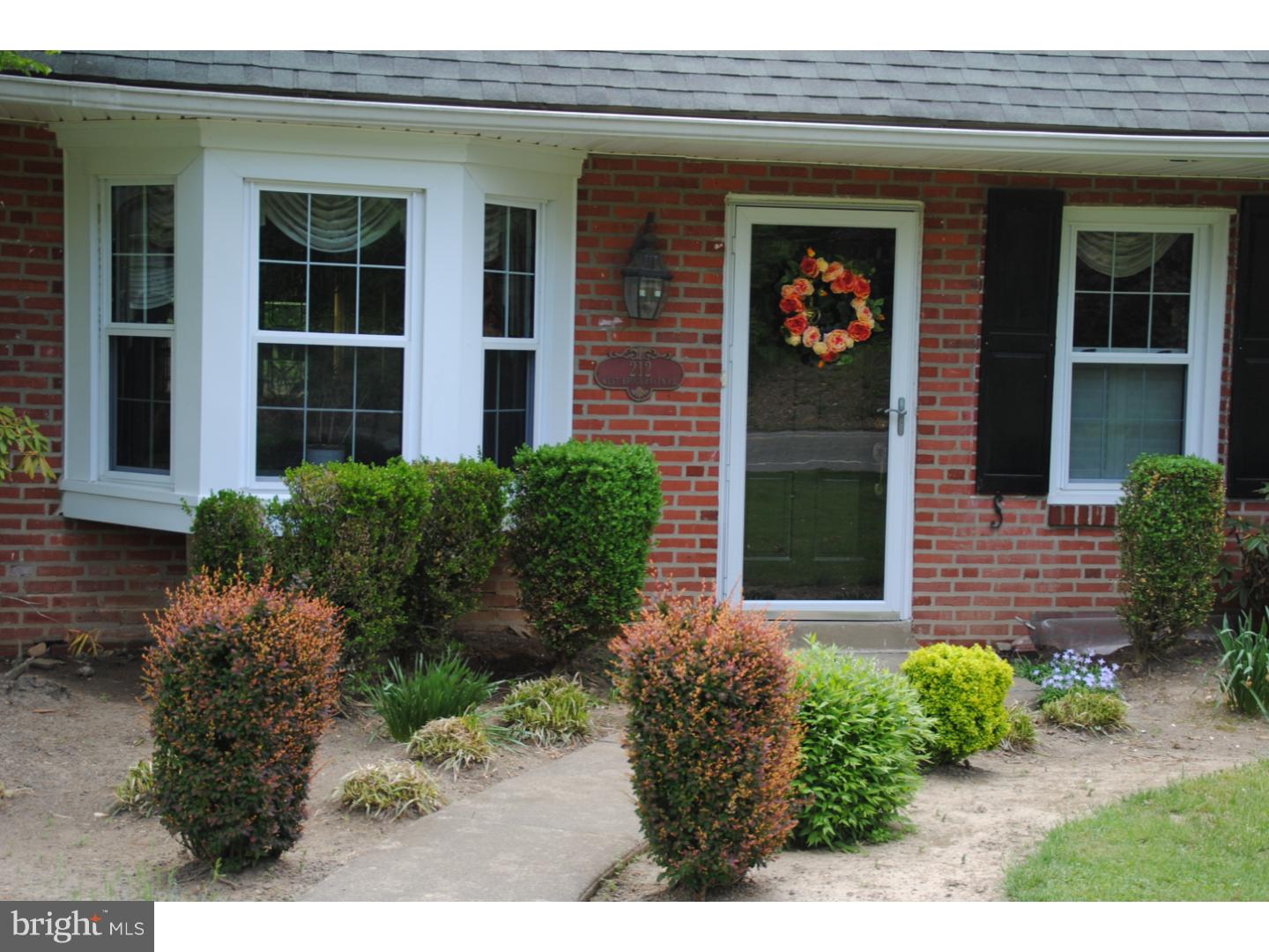 212 Brookhaven Road Wallingford, PA 19086 - Photo 1 of 25