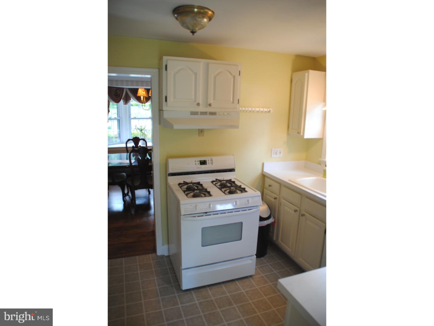 212 Brookhaven Road Wallingford, PA 19086 - Photo 9 of 25