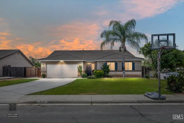 $449,999 | Undisclosed Address, Bakersfield, CA 93312