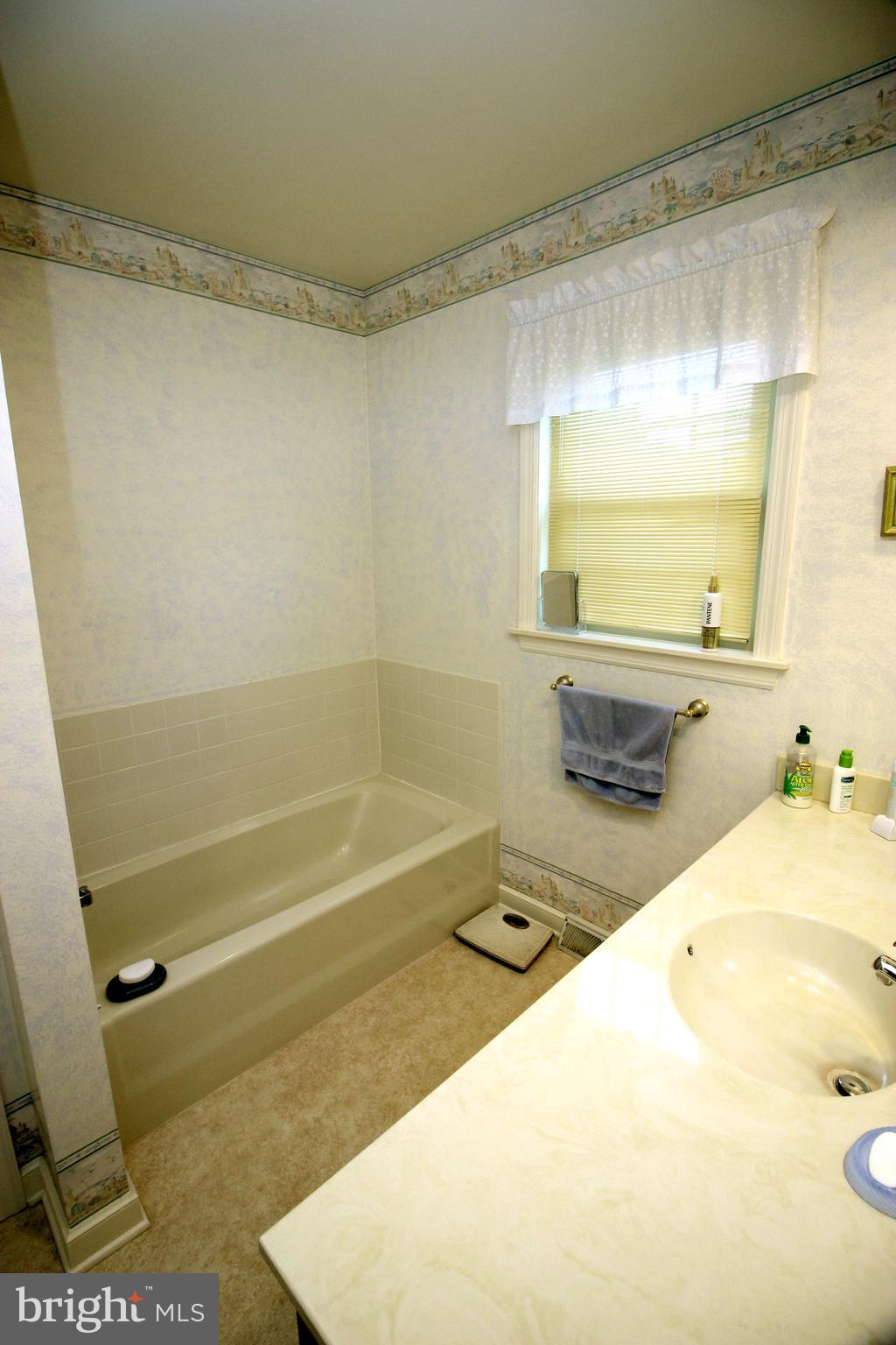 14 Bennington Circle Lititz, PA 17543 - Photo 22 of 36