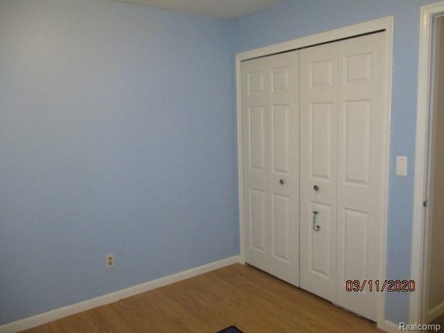 4466 Island View Drive Fenton, MI 48430 - Photo 15 of 19 IMG_4501.JPG