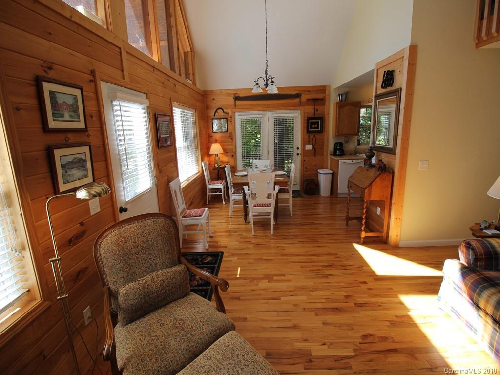 57 Pinnacle Road Burnsville, NC 28714 - Photo 5 of 36 Gallery Image 5
