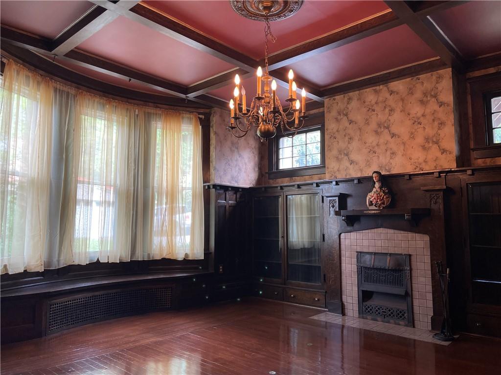 244 West Pearl Street Butler, PA 16001 - Photo 10 of 25 a view of entryway with livingroom