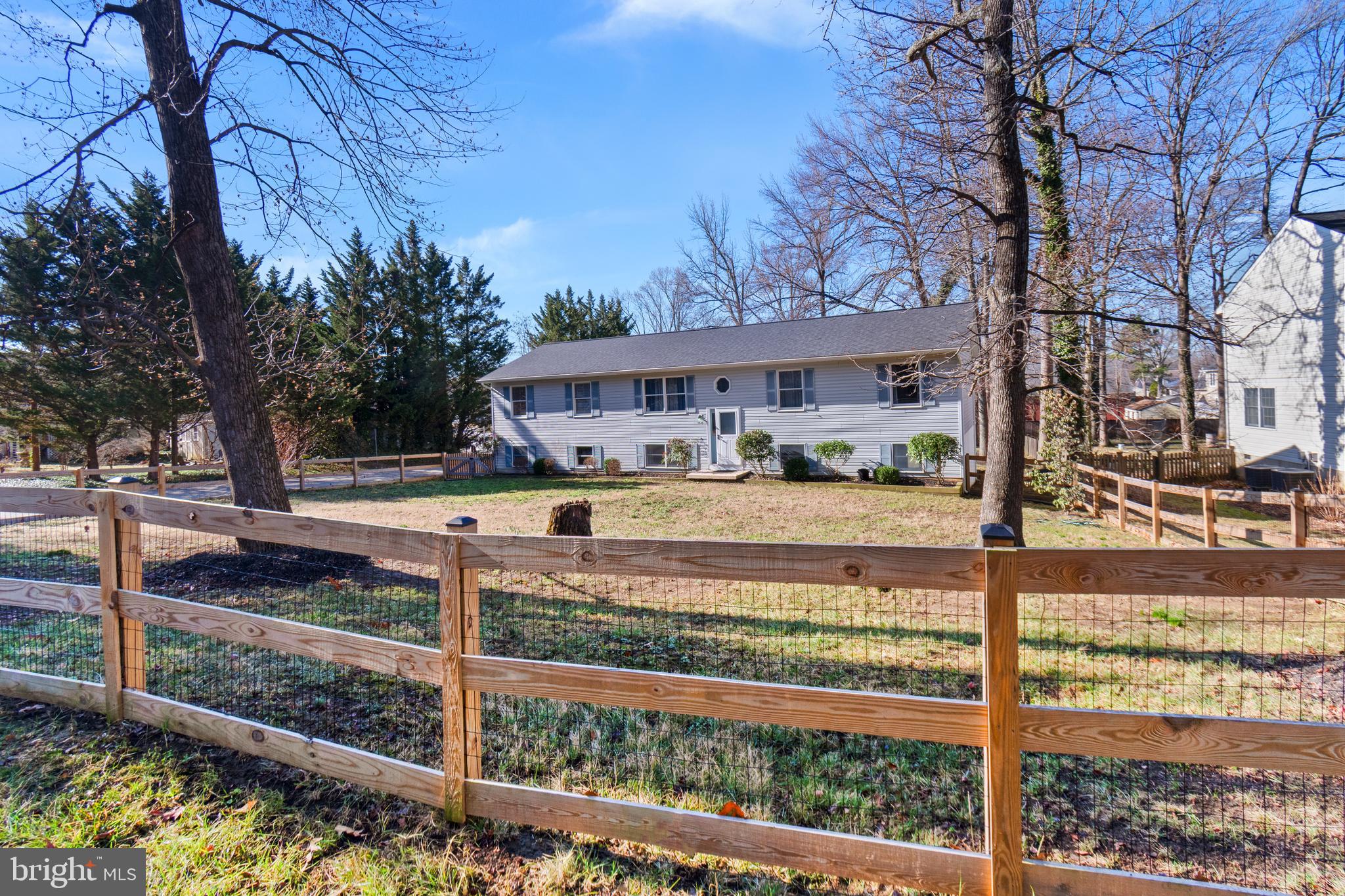 1436 Oak Bluff Road Edgewater, MD 21037 - Photo 3 of 58