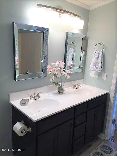 505 Deer Path Calabash, NC 28467 - Photo 4 of 33 Photo 171213 Staging - Deer Path 505 (11