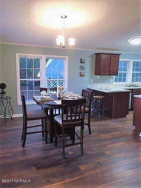 505 Deer Path Calabash, NC 28467 - Photo 10 of 33 Photo 171213 Staging - Deer Path 505 (92