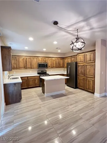 $2,495 | 10536 Harvest Wind Drive, Las Vegas, NV 89135