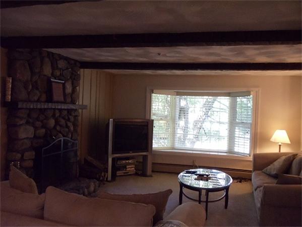 45 Derry Road Methuen, MA 01844 - Photo 6 of 7 Gallery Image 6