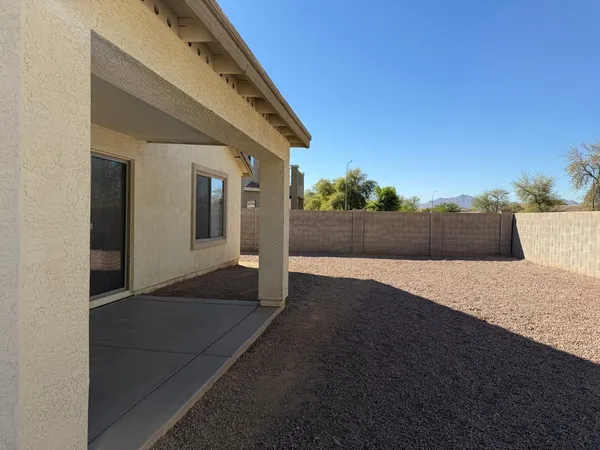$1,800 | 2206 South 113th Avenue, Avondale, AZ 85323