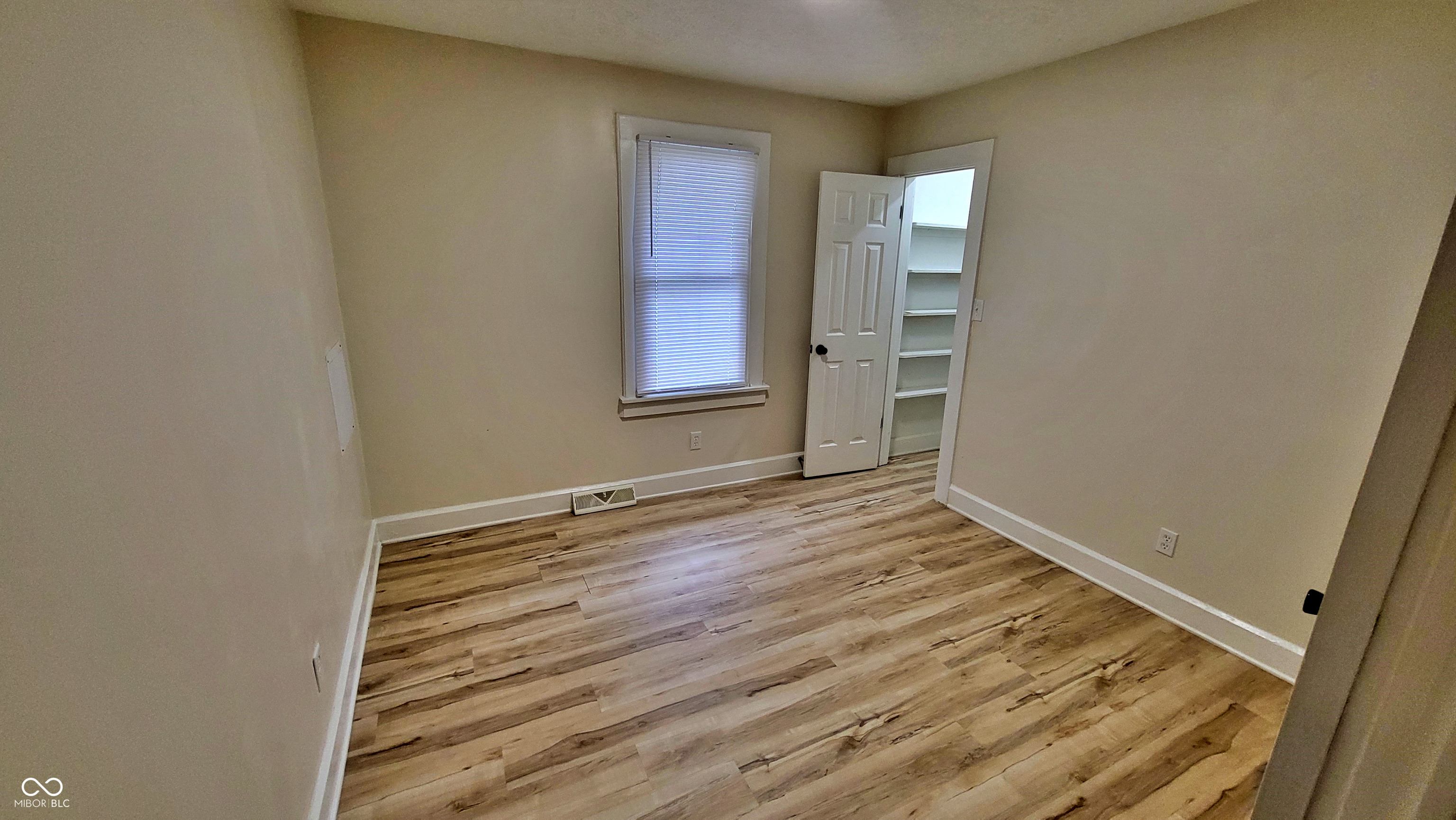 2462 Main Street Anderson, IN 46016 - Photo 14 of 18 Gallery Image 14
