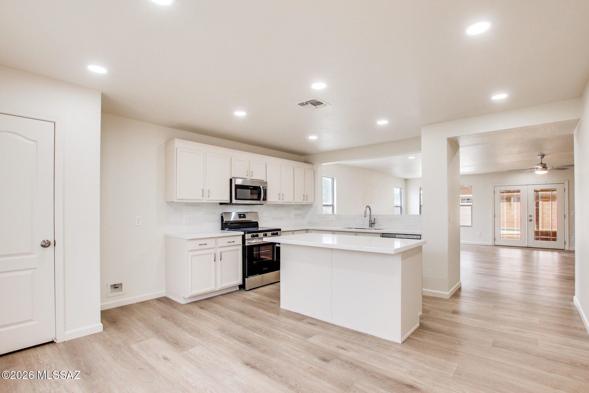 3610 South Desert Echo Road Tucson, AZ 85735 - Photo 3 of 46