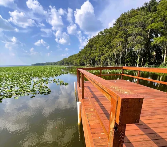 $597,000 | 15618 Southeast Us Highway, Hawthorne, FL 32640