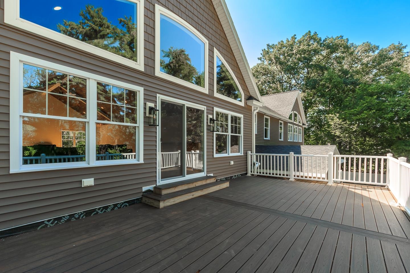 8 Lake Shore Road Salem, NH 03079 - Photo 23 of 38