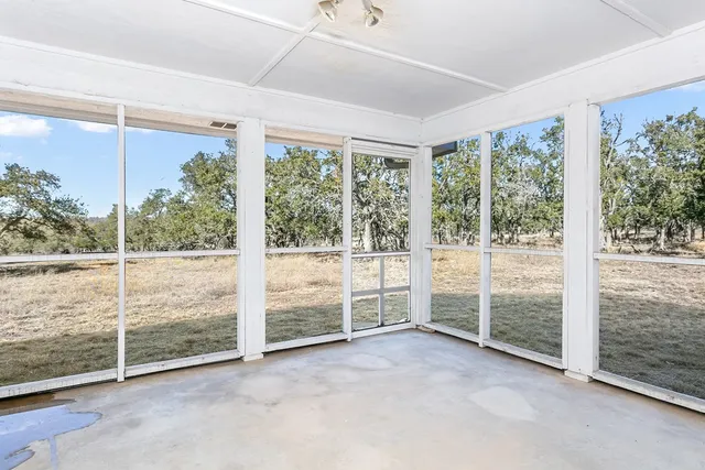 $1,950,000 | 20400 Fm 2093, Harper, TX 78631