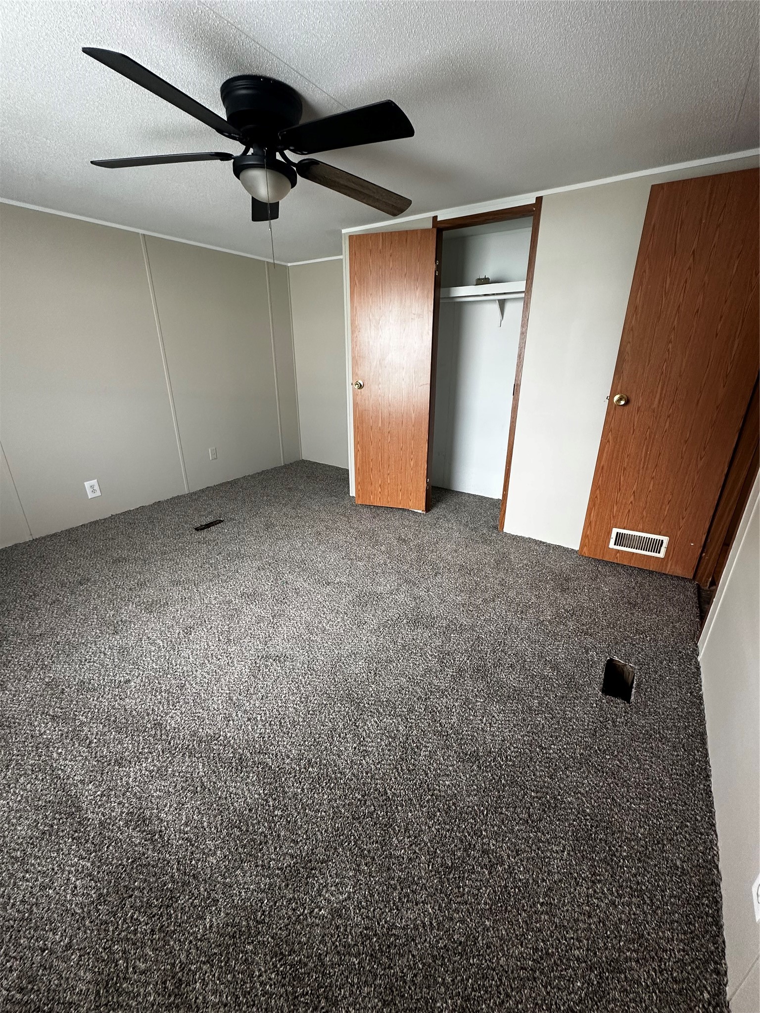 2021 North Battlebell Road, Unit 21 Highlands, TX 77562 - Photo 4 of 6