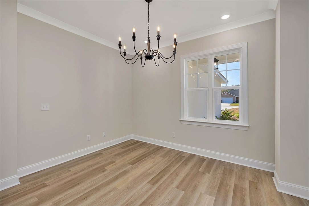 118 Avondale Road Brunswick, GA 31523 - Photo 5 of 23