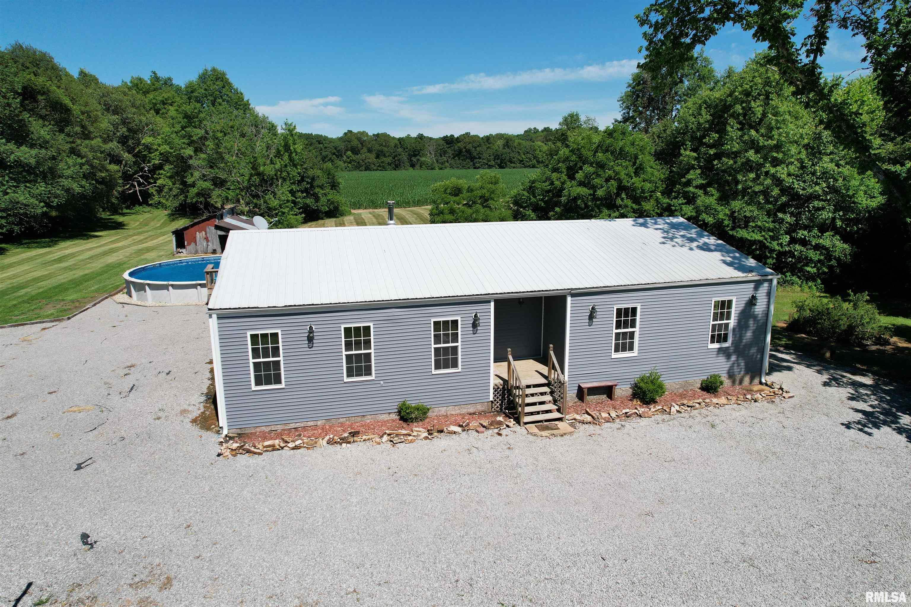 3484 Marquardt Road Iuka, IL 62849 - Photo 1 of 56