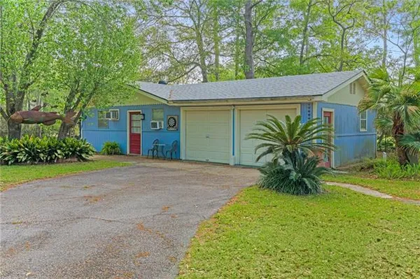 $385,000 | 26539 Mandane Drive, Lacombe, LA 70445