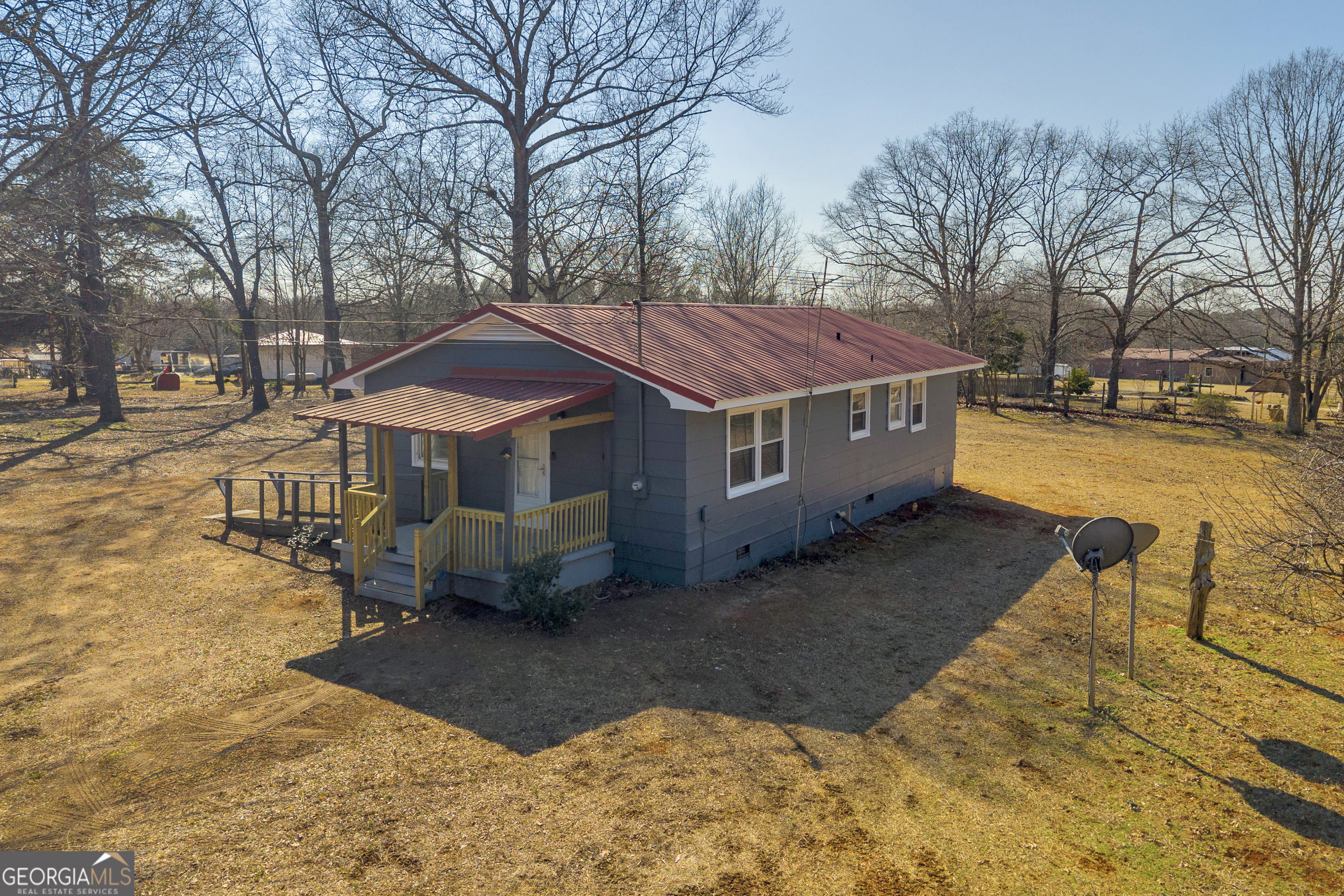 165 Reba Drive Hartwell, GA 30643 - Photo 3 of 29