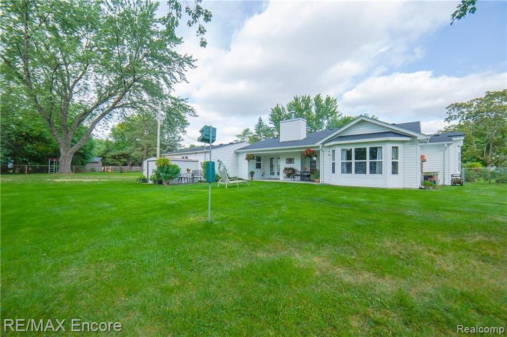 1082 Avon Manor Road Rochester Hills, MI 48307 - Photo 35 of 40