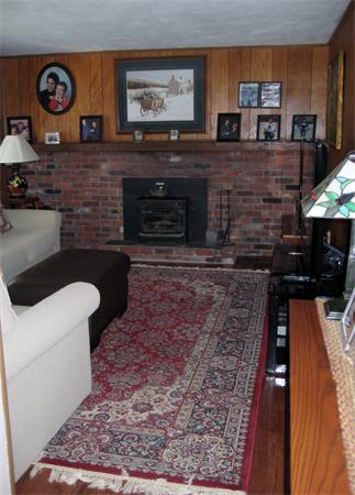 180 David Road Franklin, MA 02038 - Photo 17 of 21 Gallery Image 17
