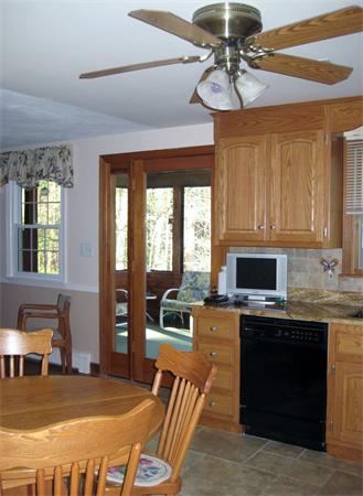 180 David Road Franklin, MA 02038 - Photo 4 of 21 Gallery Image 4